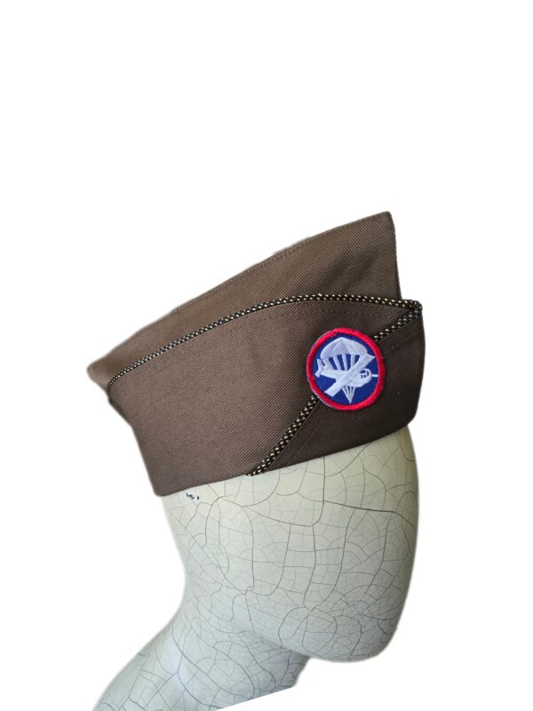 US Parachute Infantry Officers Garrison Cap (Late war badge)
